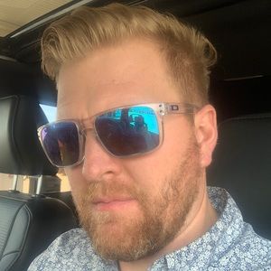 Meet your Posher, Tyler